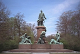 014 - Bismarck-Denkmal.jpg
